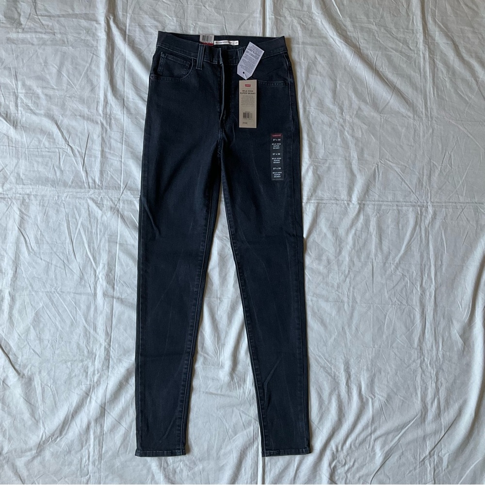 NWT Levis Mile High Super Skinny Jeans 27x32 Washed Black